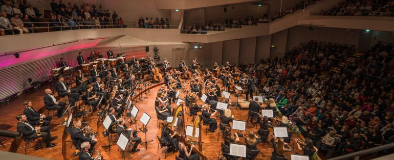 Honegger's Symphonie Liturgique and Dvořák's Cello Concerto
