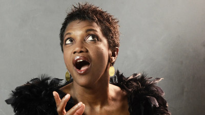 Klarona Makfeidena (Claron McFadden)
